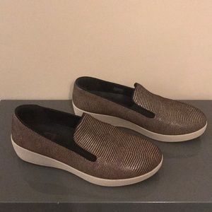 Women's Superskate Loafer Flat
